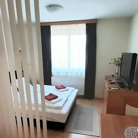 Ekko Apartman Hegykő Buitenkant foto